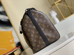 Louis Vuitton Keepall Bandouliere 45 Monogram Canvas For Men, Men’s Bags, Travel Bags 17.7in/45cm LV Friends Film, Baby Tote Bag, A Cartoon Character, Keepall 45, Matte Black Hardware, Louis Vuitton Keepall, Luxury Products, Bottega Veneta Shoulder Bag, Louis Vuitton Men