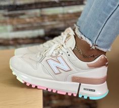 Ladies New Balance Sneakers, Sporty New Balance Sneakers For Sports, Cute Tennis Shoes New Balance, Girly New Balance, New Balance Pink Sneakers For Jogging, Yellow Sandals, Pretty Shoes Sneakers, Cute Sneakers