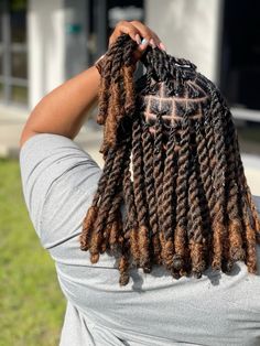 IG: Shonekthebraider Summer Braids