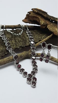 Natural Garnet necklace Garnet necklace Sterling Silver necklace Natural garnet Gemstone 925 Sterling Silver 18 Inches Long necklace Sterling Silver Jewelry Handmade in Greece with love for everyone that looks for a necklace full of positive vibes! 👉A few words about Genuine Garnet gemstone ❤️️It is a really powerful crystal that promotes prosperity and abundance! ❤️️Garnet encouraging gratitude ❤️️ It protects you from negative energies ❤️️ It has calming effects, and sooths negative feelings Elegant Oval Faceted Necklaces, Elegant Oval Faceted Necklace, Round Faceted Necklaces For Wedding, Oval Stone Necklaces For Wedding, Formal Oval Pendant With Faceted Detail, Formal Faceted Oval Pendant Jewelry, Formal Oval Faceted Jewelry, Faceted Oval Necklaces For Anniversary, Oval Faceted Necklace For Anniversary