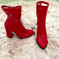 Original Tag On Trendy Red Boots For Spring, Trendy Red Summer Boots, Trendy Red Synthetic Boots, Trendy Red Heels For Fall, Trendy Red Winter Heels, Trendy Boots With Red Sole, Forever 21 Trendy Round Toe Heels, Casual Party Boots By Forever 21, Forever 21 Casual Party Boots