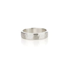 Silver hammered band | Dear Rae | Online Shop Functional Jewelry, Jewellery Rings, Natural Line, Brass Ring, Ring Sizes, Hammered Silver