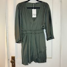 Nwt Zara Romper Dress Sz M Green Dress With Built In Shorts! Green Viscose Dress For Fall, Green Viscose Dress For Brunch, Zara Flowy Midi Dress For Fall, Spring Viscose Dress For Date Night, Viscose Dress For Date Night In Spring, Casual Flowy Zara Dress, Zara Viscose Midi Dress, Zara Casual A-line Dress, Casual Knee-length Zara Dresses