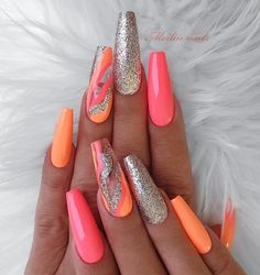 Pink And Orange Nail, Summer Nails 2023, Orange Nail, Coral Nails, Nails 2023, Glam Nails, Nail Designs Glitter, Neon Nails, Orange Nails