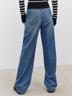 MO&Co. Women's Straight Leg Cotton Jeans Features : - High waist - Straight - Metal zipperCode : MBC3JENT01Length of size M is 104cmBlue : Model is 176cm tall and wearing a size M MATERIALS & CARE : Material : 100% CottonREMINDER: All items are measured manually. Please note that it's reasonable that there might be minor measurement differences (1-2cm) on some items. Stylish Jeans, Cotton Jeans, High Waist, Straight Leg, Blue Color, High Waisted, How To Wear, Blue