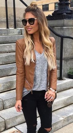 Clothing Staples, Leather Jacket Outfits, Rock Chic, Winter Trends, Cute Fall Outfits, Brown Jacket, Brown Leather Jacket, Mode Inspo