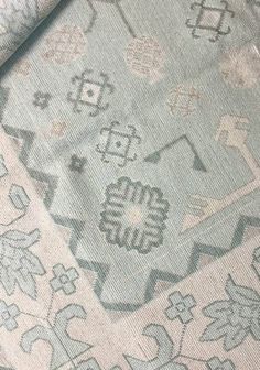 a close up view of an area rug