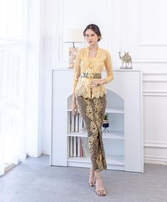 Dres Kondangan, Brokat Kebaya, Kebaya Tile, Kebaya Moden, Dress Kebaya, Modern Kebaya, Kebaya Brokat, Kebaya Dress, Full Set