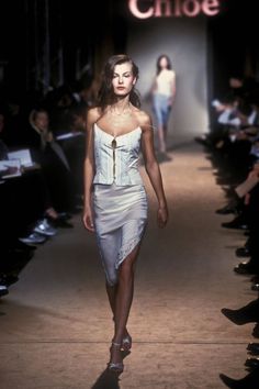 High Fashion Runway, Vintage Runway, Runway Models, Runway Fashion