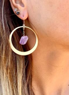 Gorgeous light weight large gold hoops with 100% real Amethyst stones. 14k gold plated lightweight hoops. Perfect boho chic look and February birthday gifts! Regular hoops- texture ridges Hammered hoops- beautiful rustic hand hammered detailing. Please see photo. 💜Amethyst crystals are potent stones to aid healing and they bring intense spiritual growth. ♥ Increases nobility ♥ Spiritual awareness ♥ Psychic abilities ♥ Inner peace and healing ♥ Healing of body, mind & soul ♥ Positive transfo Gold Plated Single Earring In Circle Shape, Single Circle Gold-plated Earring, Adjustable Gemstone Hoop Jewelry, Amethyst Dangle Jewelry With Natural Stones, Amethyst Natural Stones Dangle Jewelry, Gold Hoop Spiritual Jewelry, Round Amethyst Earrings With Natural Stones, 14k Gold Filled Gemstone Hoop Earrings, 14k Gold Filled Dangle Hoop Earrings With Gemstone