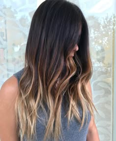 Pretty Fall Hair, Fall Hair Colors For Brunettes, Gold Balayage, Hair Colors For Brunettes, Colors For Brunettes, Rambut Brunette, Golden Brown Hair, Brunette Blonde, Fall Hair Color Trends