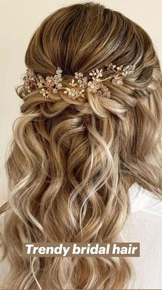 Frizure Za Vjencanje, Frizura Za Vjencanje, Bohemian Hair, Bohemian Hairstyles, Wedding Hairstyle, Homecoming Hairstyles, Wedding Hair, Hair Looks, Bridal Hair