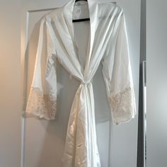 Never Worn Silk Robe With Lace Details - Perfect For Wedding Day Festivities Or If You Just Love Luxurious Robes Flora Nikrooz, Silk Robe, Sleepwear Robe, Lace Detail, Just Love, Women's Intimates, Color White, Wedding Day, Festival