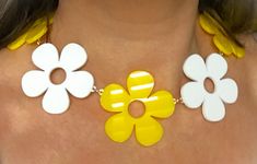 Big yellow/white Flowers contrast Necklace for that ultimate Spring statement piece! Gold/Silver plated - acrylic The Necklace is versatile measuring 14 inches with an extra 2 inches adjustable chain extender so can be worn as a choker necklace or longer. Will be sent Lovingly Jewelllry wrapped! xღஐƸ̵̡Ӝ̵̨̄ƷஐღBest wishesღஐƸ̵̡Ӝ̵̨̄Ʒஐღx Trendy White Flower Necklace For Summer, Trendy Flower Necklace For Spring, Trendy White Necklace For Spring, White Flower Necklace For Spring Gift, White Flower Necklace As Spring Gift, Trendy White Flower Necklace For Gift, Trendy White Flower Necklace Gift, Trendy White Flower Necklace As Gift, Spring Party Necklaces In White