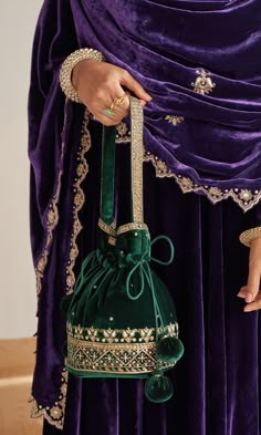 Purple Velvet Lehenga, Lehenga Belt, Lehenga Silk, Velvet Suit Design, Dabka Work, Shawl Neckline, Fancy Purses, Blouse Lehenga