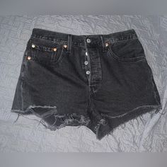 Viral Black Wash Levi’s 501 Women’s Shorts Nwot Never Worn Waist 30 In Inseam 2.5 In No Rips Stains Or Tears 501 Shorts, Levi’s 501, Levi Shorts, Jean Shorts, Levi's, Womens Shorts, Women Shopping, Black, Color