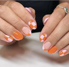 Luminary Nails Design Simple, Fun Fall Nails, Polka Nails, Checkerboard Nails, Practice Nails, Checkered Nails, Abstract Nail, Girl Time, Cute Simple Nails