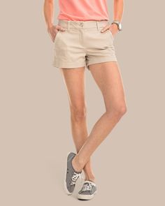 The front view of the Women's Khaki 3 Inch Leah Short by Southern Tide - Driftwood Khaki Beige Stretch Casual Shorts, Relaxed Fit Khaki Shorts For Spring, Fitted Casual Shorts, Casual Beige Bermuda Shorts, Fitted Cotton Everyday Shorts, Casual Relaxed Fit Bermuda Shorts In Beige, Fitted Cotton Shorts For Everyday, Beige Mid-rise Casual Shorts, Casual Fitted Short Leg Shorts