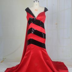 This Red And Black Evening Gown Is In Stock As Shown. But You Can Also Have This Made New In Any Colors Or With Any Changes. Red Evening Dress With Sweep Train For Red Carpet, Black Fitted Dress For Red Carpet, Elegant Black Dress For Red Carpet, Dresses Red And Black, Black Evening Gown, Formal Evening Gown, Dresses Red, Black Cap, Evening Gowns Formal