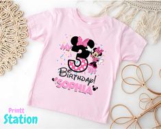 💖WELCOME TO MY STORE💖 Custom t-shirts for all occasions, we can capture all your ideas on t-shirts for birthdays, parties and family trips. ✨ Product details ✨🌬️ Fabric and comfort: Our products are made with breathable, comfortable and somewhat elastic materials. 🌞 Occasion: We have t-shirts for all seasons of the year, short sleeves, 3/4 sleeves and long sleeves we can customize them for any occasion such as birthdays, holidays, trips, theme parties and much more, you can send us the desig Cute Minnie Mouse Tops For Birthday, Cute Minnie Mouse Top For Birthday, Pink Character Print Shirt For Birthday, Pink Shirt With Character Print For Birthday, Minnie Mouse Birthday Theme, Minnie Birthday, Family Trips, Birthday Girl Shirt, Gift For Boys