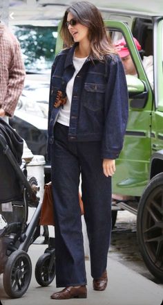 Kendall Jenner Street Style Aesthetic, Kendall Jenner Denim Outfit, Kendall Jenner Recent Outfits, Fall Outfits Kendall Jenner, Kendall Fall Outfits, Outfit Inspo Kendall Jenner, Kendall Jenner Autumn Style, Kendall Jenner Fall Style, Kendall Jenner 2024 Street Style