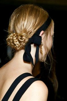 Cochella Hair, Celebrity Wedding Hair, Coachella Hair, Hairstyles List, Side Swept Hairstyles, Sophisticated Hairstyles, Simple Ponytails, Art Hair