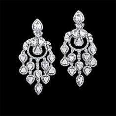 4.50CTChandelierHangingDiamondEarrings,14KWhiteGoldWebringyouthewidestarrayofjewelrythatwillbowlyouover.Explorethewidestcollectionofstylish,trendy,traditionalfashionJewelleryformenandwomeninexcellentqualitytosuitanyoccasion.Thereareapproximately4.50caratsofdiamondsintheearringpair.Naturalearthmineddiamonds.SpecificationsMetalName:14KWhiteGoldStoneName:DiamondStoneCut:Trillia Luxury Aaa Quality Dangle Jewelry, Luxury Diamond Earrings For Celebrations In Sterling Silver, Luxury Diamond White Chandelier Earrings With Diamond Accents, Luxury American Diamond Chandbali Danglers, Luxury White Chandbalis For Festive Occasions, Luxury American Diamond Chandbali Bridal Earrings, Real Diamond Earrings Kameswari Jewellers, Real Diamond Earrings, Diamond Chandelier Earrings