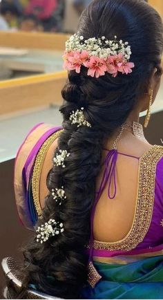 Bridal Messy Hairstyles, Front Hair Styles For Bride, Messy Hairstyles For Engagement, Messy Hair Styles For Wedding, Hair Styles For Reception On Saree, Hair Styles Bridal Indian, Messy Hairstyles For Long Hair Wedding, Saree Function Hairstyles, Bridal Veni Designs