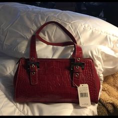 Beautiful Snake Embossed Leather Cranberry Color Purse Cranberry Color, Beautiful Snakes, Franco Sarto, Coach Swagger Bag, Embossed Leather, Leather Purses, Top Handle Bag, Bag Lady, Shoulder Bag