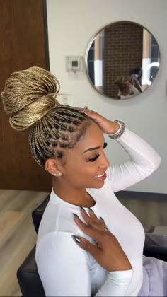 Check out 60 cute mixed color braids combinations for black women with links to all the braid color numbers that are used in every mix. Ash Blonde Braids Black Women, Ash Blonde Braids, Mixed Color Braids, Braids Color Combination, Blonde Braids Black Women, Black Roots Blonde Hair, Braid Colors, Expression Braids, Braids Hairstyles For Black Women