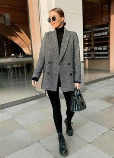 Casual Classy Outfits, Skandinavian Fashion, Winter Fashion Outfits Casual, Chique Outfits, Outfit Chic, Business Casual Outfits For Work, Winter Outfit Inspiration, Mode Casual, Stylish Work Outfits