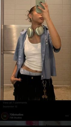 Street Style Aesthetic Summer, Button Down Summer Outfit, Tomboy Outfit Ideas, Tomboy Stil, Pakaian Hipster, Tomboy Outfit, Baggy Outfit Ideas, Aesthetic Fits