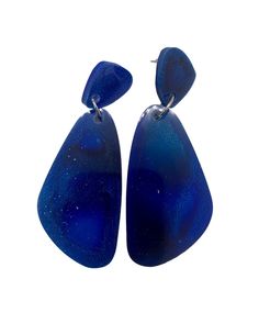 The earrings are made with epoxi resine, blue alcohol ink color and silver metal.. Add it to any outfit for the perfect touch of urban chic.  Modern urban feel.  This earrings are an ideal treat for youself or perfect as a GIFT for anyone you love.  We strive for 100% customer satisfaction. If any problems are encountered upon receipt, please notify me for a quick and friendly resolution.   Don't forget to make sure your Etsy address is correct as that is where I will ship it to.    Check out the main shop page to browse our full line: http://www.etsy.com/shop/enjoywelrydesign Blue Resin Jewelry For Summer, Blue Resin Jewelry For Party, Blue Resin Jewelry For Parties, Unique Blue Jewelry For Summer, Unique Blue Summer Jewelry, Trendy Blue Resin Jewelry, Artsy Blue Jewelry For Party, Unique Blue Earrings For Summer, Blue Resin Dangle Jewelry