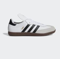 Born on the pitch, the Samba is a timeless icon of street style. These shoes stay true to their legacy with a soft leather upper and suede overlays. Adidas Sporty Sneakers With Leather Sole, Adidas Casual Sneakers With Leather Sole, Adidas Samba Classic, Samba Classic, Samba Og Shoes, Black Clouds, Adidas Samba Og, Mens Soccer, Cloud White