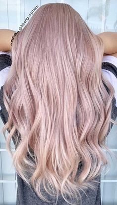 rose gold hair color, brown hair color, balayage hair blonde, subtle blonde balayage, blonde balayage on dark hair, light blonde balayage, warm brown balayage #brownhair #balayagehairblonde hair color ideas, hair color trends 2020 Pink Gold Hair Color, Blonde Hair And Color Dyes, Rosegold Haircolor Blonde, Rose Gold In Blonde Hair, Smokey Rose Gold Hair, Pink Tint Blonde Hair, Pearl Pink Blonde Hair, Blush Blonde Hair Rose Gold, Hair Colour Ideas For Blondes Rose Gold