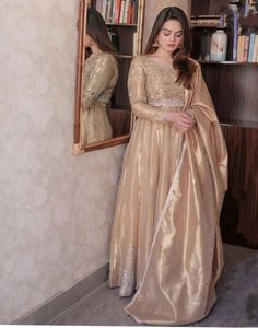 Pakistani Party Wear Dresses, Minal Khan, Pakistani Wedding Outfits, Pakistani Fashion Party Wear, Pakistani Fancy Dresses, Pakistani Dresses Casual, Beautiful Pakistani Dresses, Pakistani Celebrities