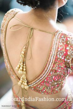 designer blouse bridal photo Statement Dresses, Saree Blouse Patterns, Back Neck Designs, Backless Blouse, Indian Blouse, Sari Blouse, Indian Couture