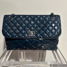 I Dont Know How This Happened It Cracked All Of A Sudden. Its Navy Vinyl Business Flap Maybe It Can Be Repaired Idk Please Look At All Damages Catefully Thank You Vinyl Business, Chanel Blue, Blue Vinyl, I Dont Know, Chanel Bags, Flap Bag, Chanel Bag, Look At, Color Blue