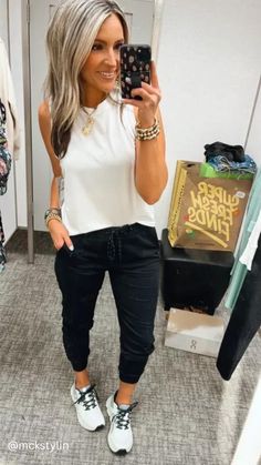 I'm styling zella joggers with a workout tank top and on cloud running shoes for a comfy everyday outfit. This jogger pants outfit is perfect for on the go moms! Wear this athletic outfit to a kids sports game, a comfy travel outfit, or running errands. Shop this casual joggers outfit and follow for more athleisure fashion. #affiliatelink On Cloud X Outfit, Women’s Athletic Outfits 2024, Volleyball Mom Outfit Ideas, College Outfits Athletic, Mom Athletic Outfits, Women Running Outfits, Fun Run Outfits For Women, Woman Sport Outfit, Summer Athleisure Outfits 2024