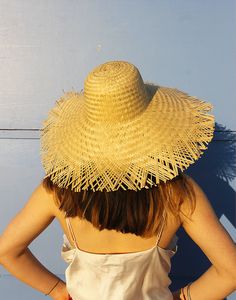 New straw summer beach hatExtra large brimFrayed edge.Overall diameter 21"(54cm).One size. Spring Beach Straw Hat Handwoven, Handwoven Brimmed Summer Hats, Woven Summer Sun Straw Hat, Woven Palm Leaf Panama Hat For Summer, Summer Flat Brim Hat With Fringe, Summer Woven Panama Hat Made Of Palm Leaf, Spring Toquilla Straw Hat For Sunbathing, Spring Sun Straw Hat, Woven, Spring Woven Straw Sun Hat