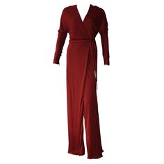 Gucci burgundy red long sleeve wrap evening gown. Tom Ford era. Sash with gold chain accents. 100% viscose. Size 40 Goddess Style, Gucci Runway, Silk Evening Gown, Yellow Gown, Gucci Spring, Gold Gown, Scalloped Shorts, Long Sleeve Cocktail Dress, Cocktail Dress Vintage