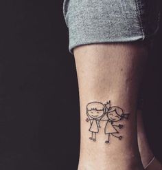 Sister Foot Tattoos, Sister Symbol Tattoos, Sister Tattoos Quotes, Matching Sister Tattoos For 2, Sisters Tattoos, Unique Sister Tattoos, Cute Sister Tattoos, Sister Tattoos For 2, Tattoos For 2