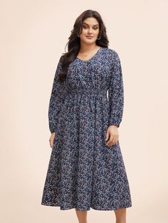 Ditsy Floral V Neck Shirred Dress Shirred Dress, Trendy Dress, Ditsy Floral, Lantern Sleeves, Trendy Dresses, Medium Blue, Types Of Sleeves, Size 10, Plus Size