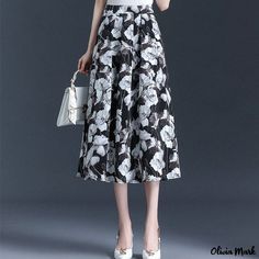 Olivia Mark - Floral Print Slim Fit High Waist Pleated A-Line Skirt with Flowy Design - Fashionable and Elegant Flowy Design, Pleated Long Skirt, Lace Bodycon, Body Con Skirt, Types Of Skirts, A Line Skirt, Long Skirt, A Line Skirts, Black Background