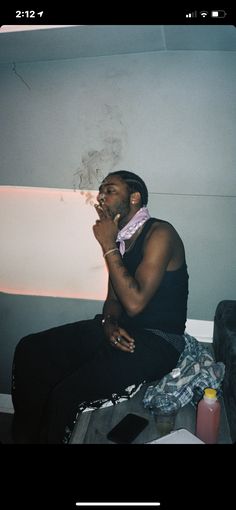 Brent Faiyaz Wallpaper, Singer Wallpaper, Baby Brent, Christopher Wood, Tupac Pictures, Brent Faiyaz, Guy Fits, Rap Aesthetic, Male Artist