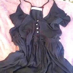 Free People Beach Brand New Black Swing-Y Dress. Size Medium. Sweater Type Fabric, But Not Heavy. Pull Over Type To Wear. Loose And Flowy. Classic Adorable Free People Item. Black Summer Mini Dress For Daywear, Black Summer Maxi Dress For Daywear, Black Maxi Dress For Summer, Free People Dress, Swing Dress, New Black, Free People, Colorful Dresses, Plus Fashion