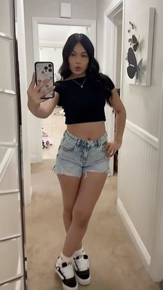 Shameless Summer Outfits, Outfit Ideas Summer Latina, Outfit Ideas For School Hot Weather, Fits With Sandals, 15 Outfits Ideas, Last Day Of School Fits, Latina Vibes Outfit, Black Outfits For School, Cute Outfits Latina