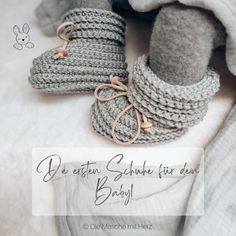 Babyschuhe sind das perfekte Geschenk zur Geburt. Diese Schühchen sind so weich und flexibel - perfekt für kleine Babyfüße ♡