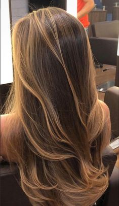 Brunette Hair With Highlights, Brown Hair Balayage, Highlights Brown Hair, Hair Inspiration Color, Hair Inspo Color, American Beauty