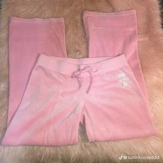 Juicy Couture 2000s, 2000s Clothing, Pink Juicy Couture, Juicy Couture Pants, Fits Clothes, Baggy Pants